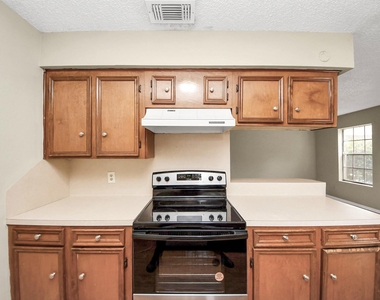 1006 Perry Street - Photo Thumbnail 25