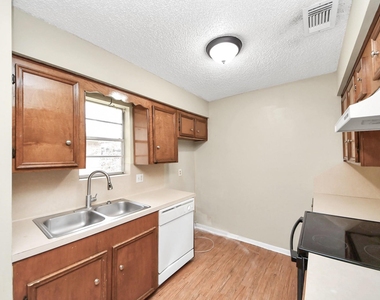 1006 Perry Street - Photo Thumbnail 20