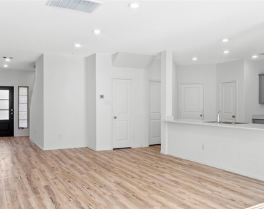 19148 Cicerone Court - Photo Thumbnail 6