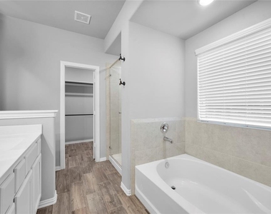 3137 Dunsmore Manor Court - Photo Thumbnail 27