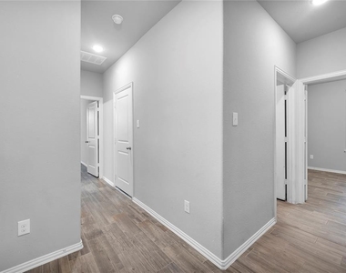 3137 Dunsmore Manor Court - Photo Thumbnail 19