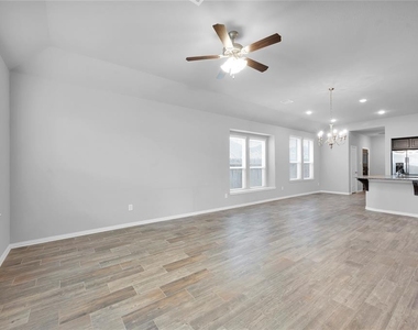 3137 Dunsmore Manor Court - Photo Thumbnail 17