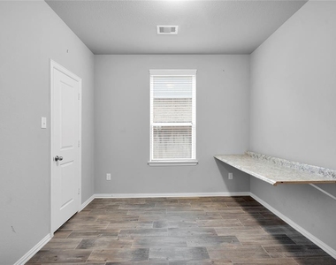 3137 Dunsmore Manor Court - Photo Thumbnail 22