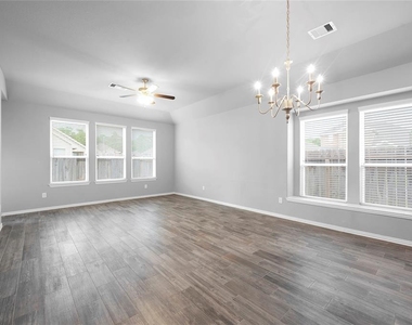 3137 Dunsmore Manor Court - Photo Thumbnail 15