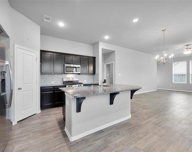 3137 Dunsmore Manor Court - Photo Thumbnail 14