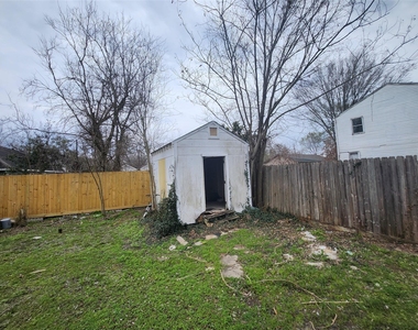 3206 Anita Street - Photo Thumbnail 16