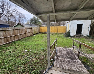 3206 Anita Street - Photo Thumbnail 14