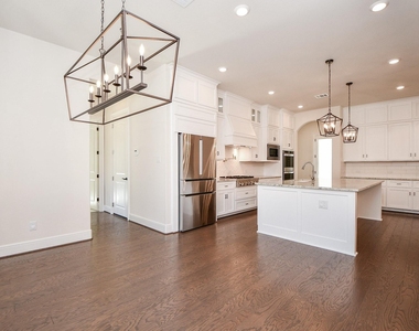 8526 Tombron Grove Road - Photo Thumbnail 14