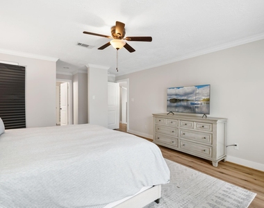 3203 Poe Drive - Photo Thumbnail 18