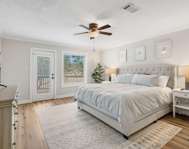 3203 Poe Drive - Photo Thumbnail 17