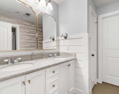 3203 Poe Drive - Photo Thumbnail 19