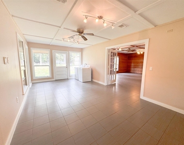 15331 Lake Lamond Road - Photo Thumbnail 7