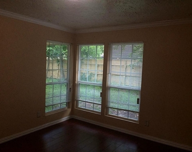 16826 Rippling Mill Drive - Photo Thumbnail 14