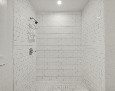 5603 Petty - Photo Thumbnail 7