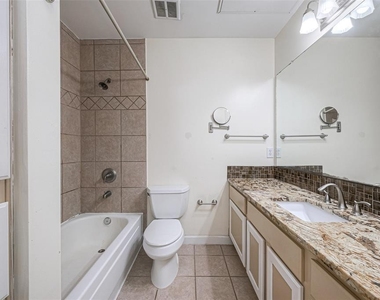 4515 Briar Hollow Place - Photo Thumbnail 8