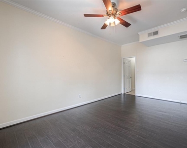4515 Briar Hollow Place - Photo Thumbnail 7