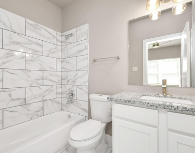 3538 Noah Street - Photo Thumbnail 4