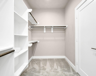 3538 Noah Street - Photo Thumbnail 24