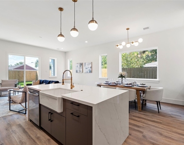 4218 Nichols Street - Photo Thumbnail 7