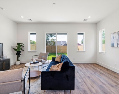4218 Nichols Street - Photo Thumbnail 13