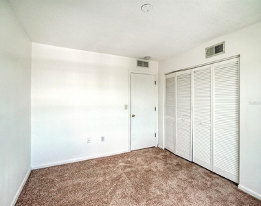 4939 Floramar Terrace - Photo Thumbnail 30