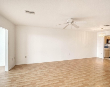 4939 Floramar Terrace - Photo Thumbnail 15