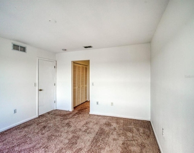 4939 Floramar Terrace - Photo Thumbnail 25