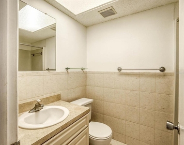 4939 Floramar Terrace - Photo Thumbnail 27