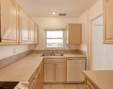 4939 Floramar Terrace - Photo Thumbnail 11