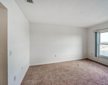4939 Floramar Terrace - Photo Thumbnail 23