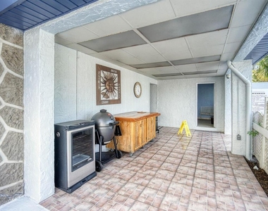 4939 Floramar Terrace - Photo Thumbnail 42