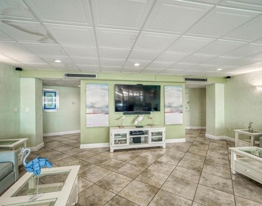 4939 Floramar Terrace - Photo Thumbnail 32