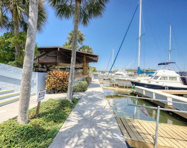 4939 Floramar Terrace - Photo Thumbnail 41