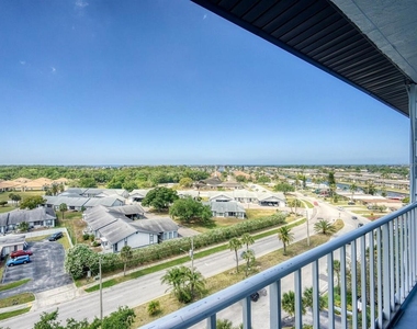 4939 Floramar Terrace - Photo Thumbnail 3