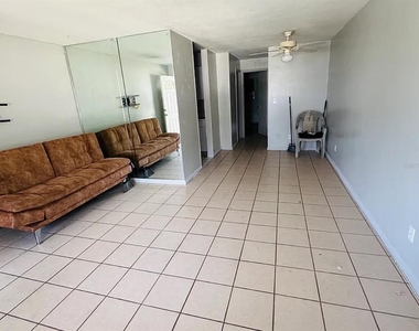 2353 Shelley Street - Photo Thumbnail 1