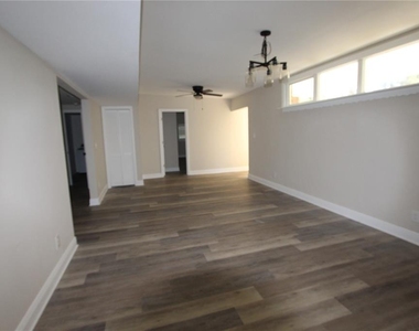 1762 Se 164th Circle - Photo Thumbnail 4