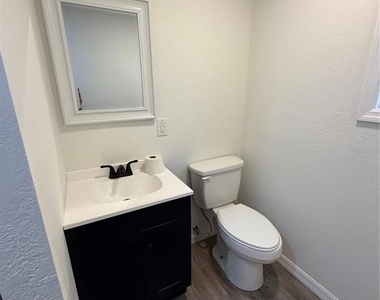 1762 Se 164th Circle - Photo Thumbnail 24