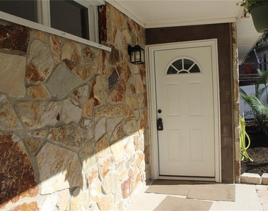 1762 Se 164th Circle - Photo Thumbnail 2