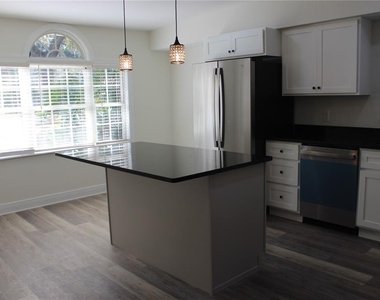 1762 Se 164th Circle - Photo Thumbnail 5