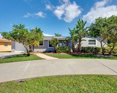 4165 13th Lane Ne - Photo Thumbnail 26