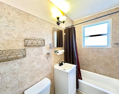 2720 Edwards Avenue S - Photo Thumbnail 14