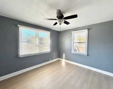 2720 Edwards Avenue S - Photo Thumbnail 12