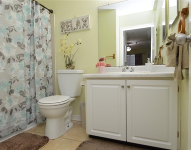 10265 Gandy Boulevard N - Photo Thumbnail 41