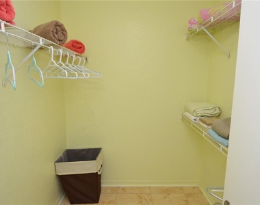 10265 Gandy Boulevard N - Photo Thumbnail 38