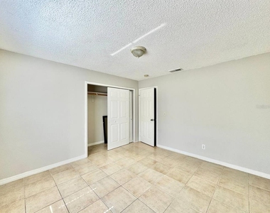 627 Wildwood Way - Photo Thumbnail 14