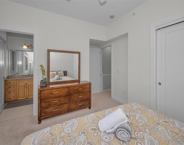 331 Cleveland Street - Photo Thumbnail 35