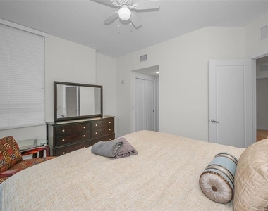 331 Cleveland Street - Photo Thumbnail 24