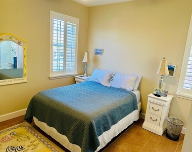 202 Sand Key Estates Drive - Photo Thumbnail 16