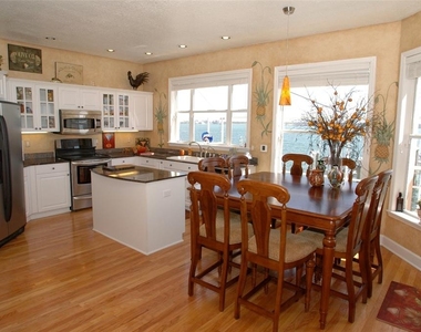 202 Sand Key Estates Drive - Photo Thumbnail 9