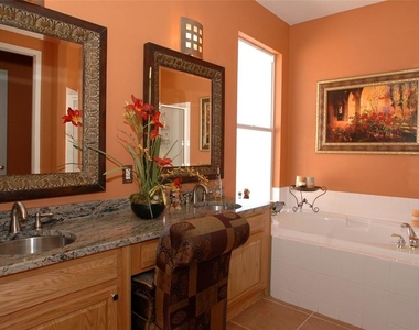 202 Sand Key Estates Drive - Photo Thumbnail 13